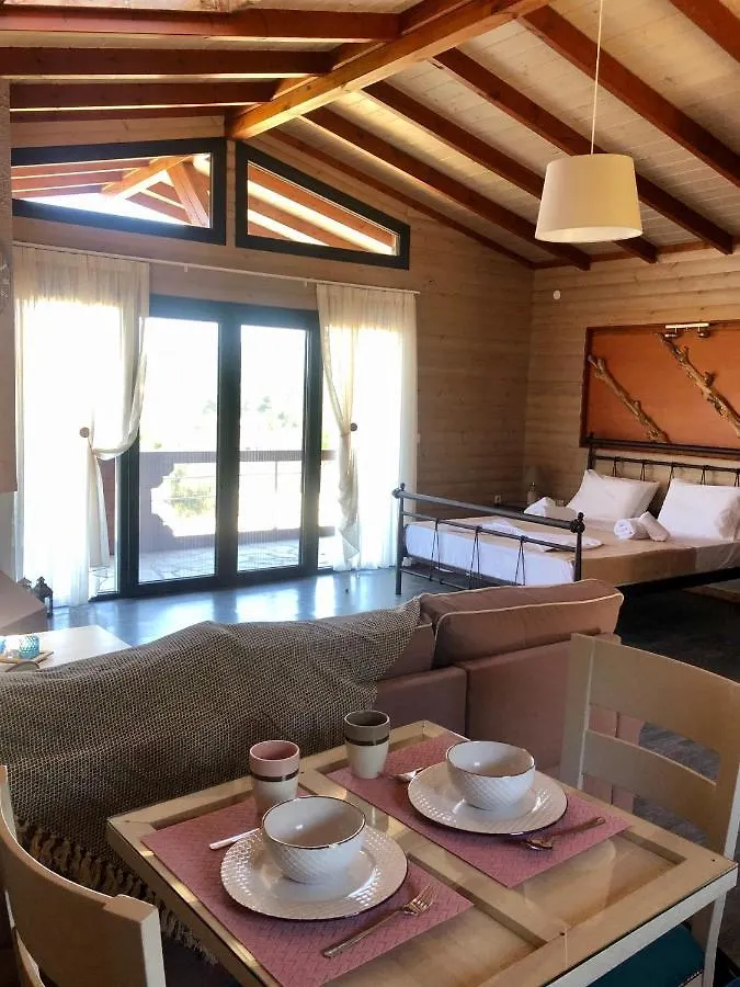 Ethereal Hilltop Suites Hanioti Hotel de apartamente