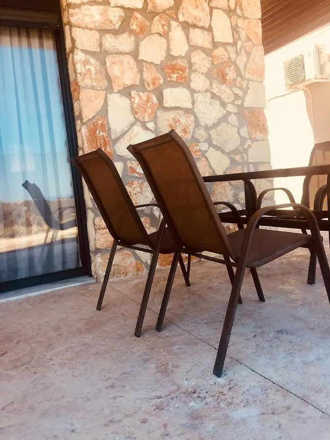 Ethereal Hilltop Suites Hanioti Hotel de apartamente